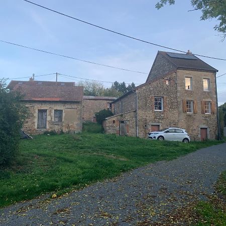 Busset Liages Situe Dans Le Bourbonnais 1 Chambres Lit Double Et Un Clic Clac 외부 사진